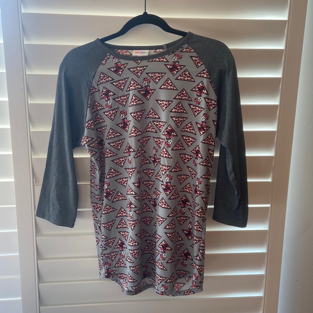 3/4 length shirt